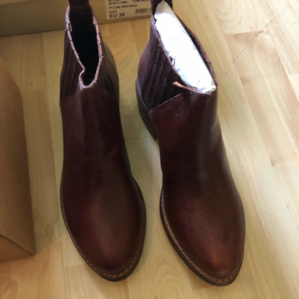 NIB Matisse Booties, Sz 7.5